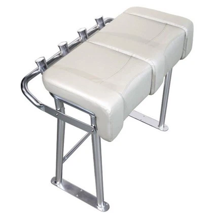 Nagnuti stup s držačima štapova za pecanje